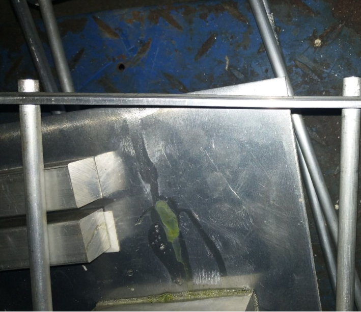 ab膠可以粘金屬嗎，注意這3點，ab膠就能代替焊接粘金屬了
